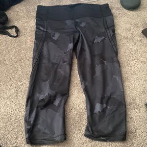 Lululemon Top Speed Crop